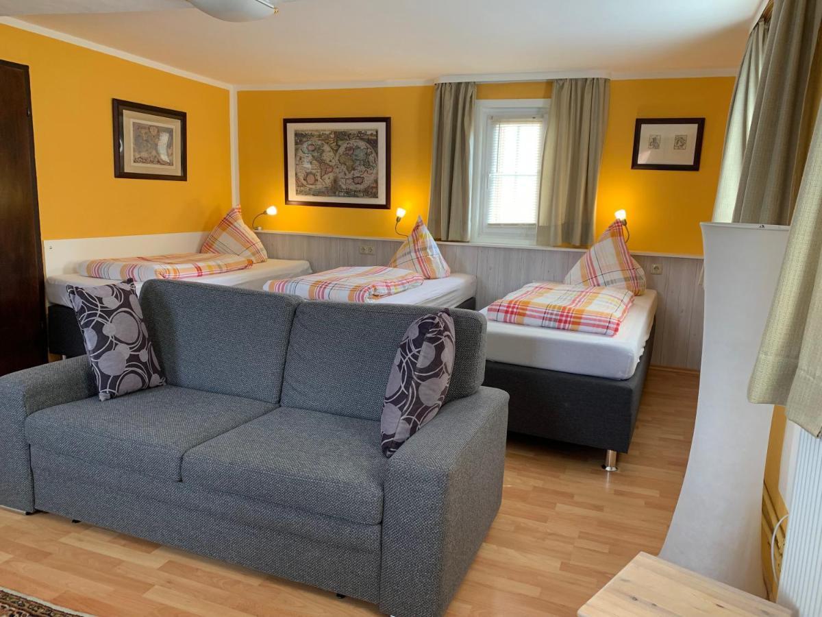 Zum Weissen Ross Hotel Nidda Luaran gambar