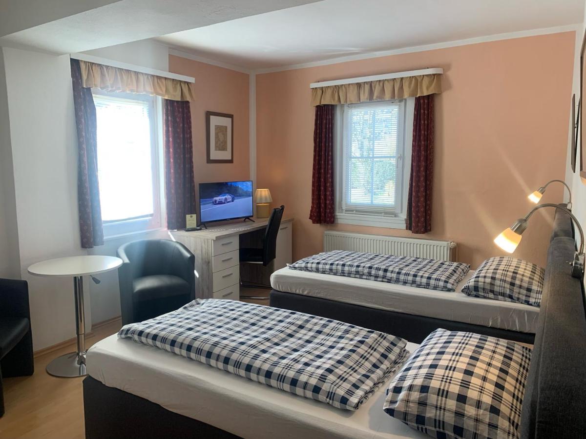 Zum Weissen Ross Hotel Nidda Luaran gambar
